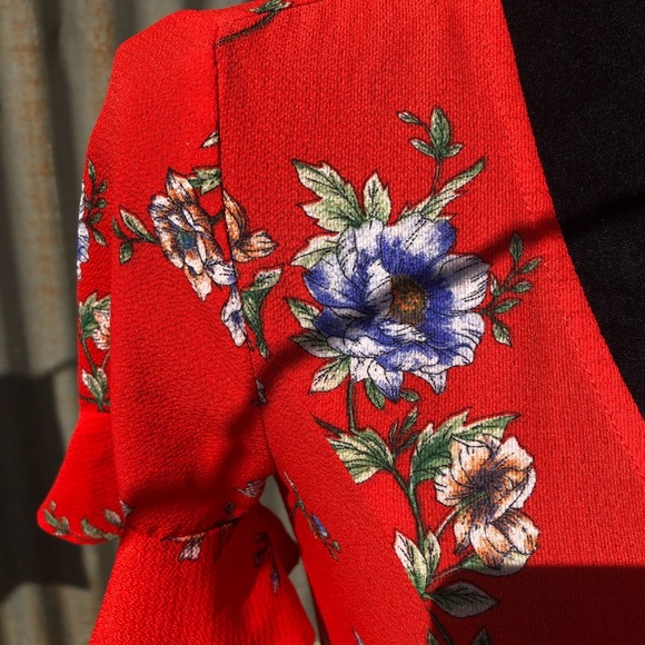 Floral Red Dress - Picture 7 of 7